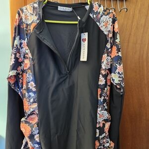 Kate Kasin Floral Long Sleeve Swim Top. Size 2 XL.